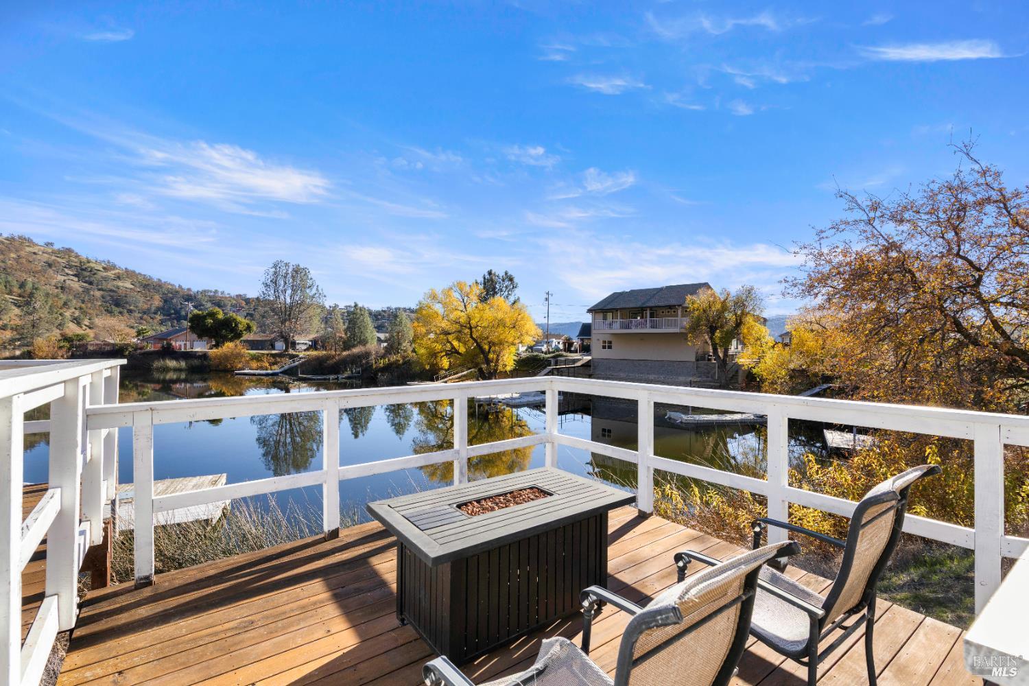 1115 Lakeshore Drive