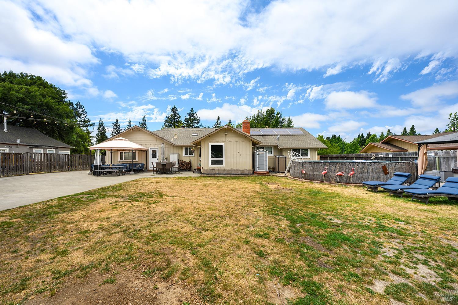 1682 Peterson Lane