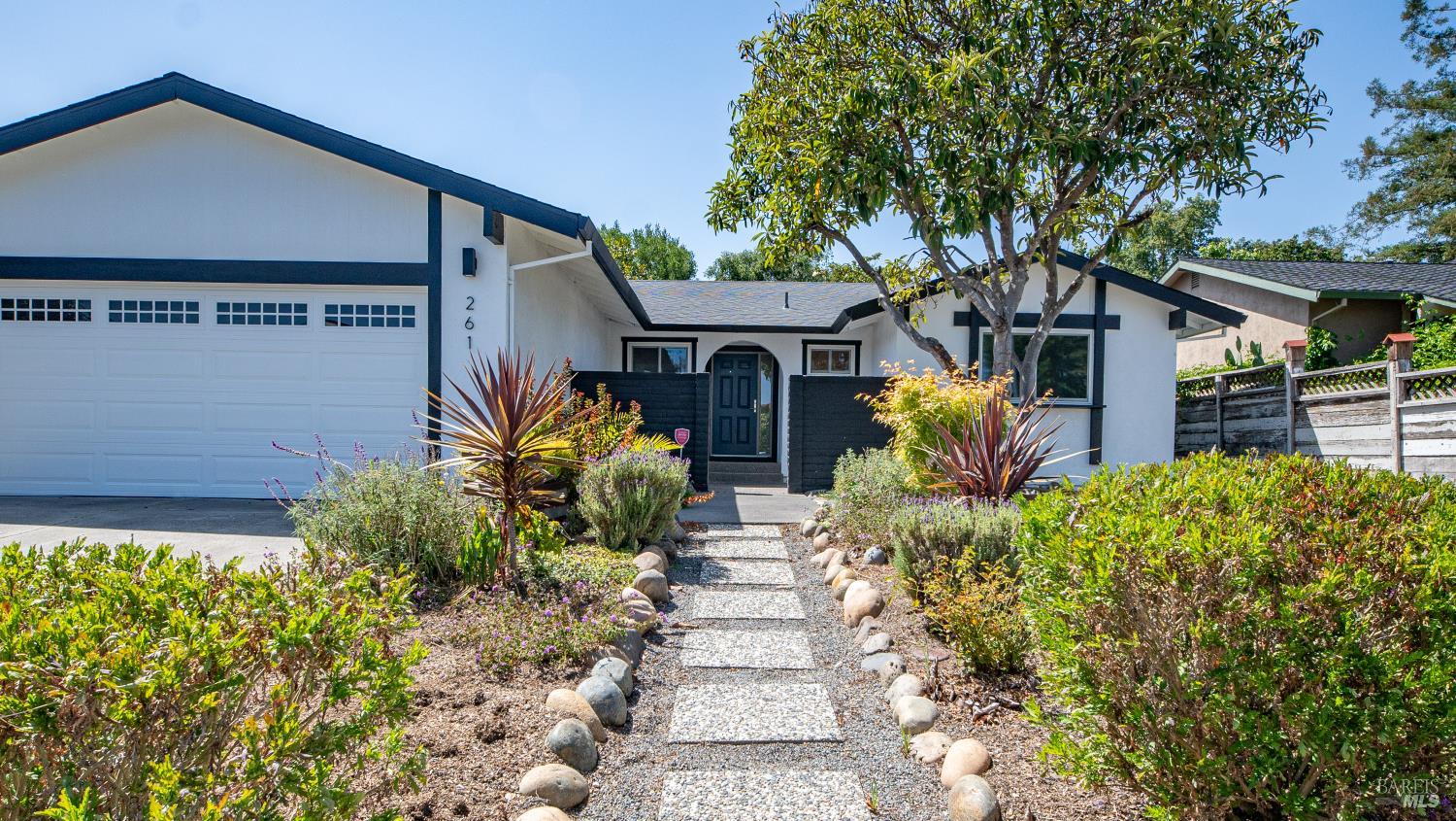 261 Redwood Circle