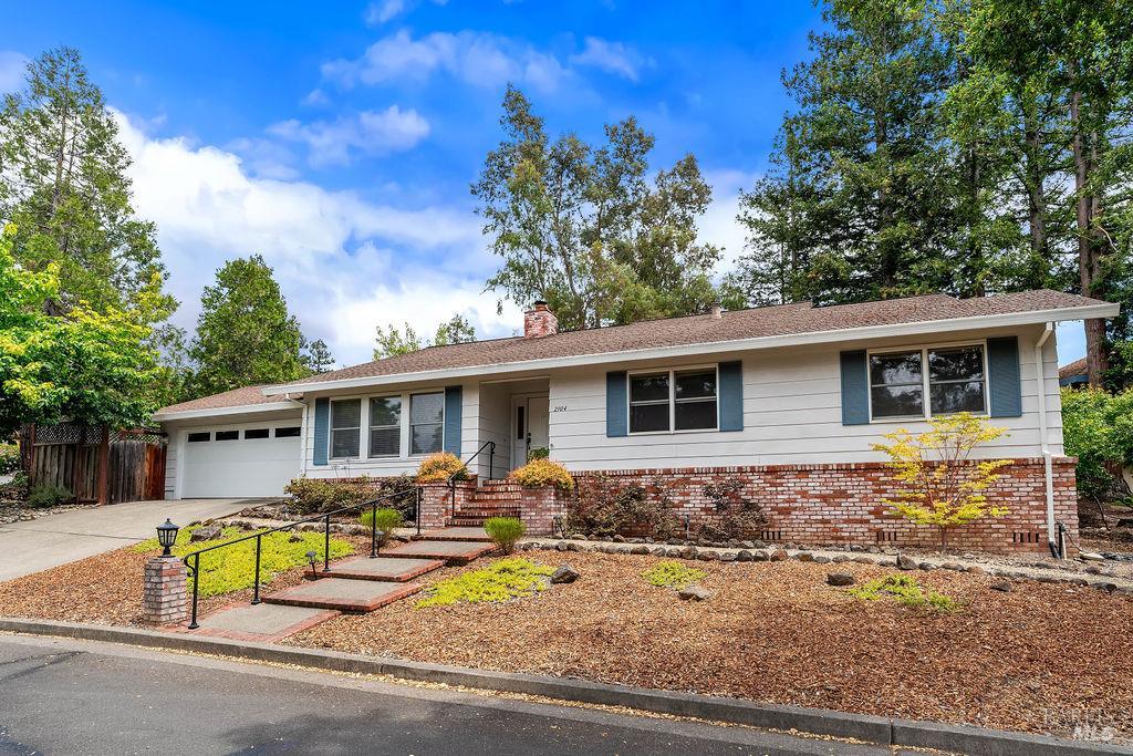 2904 Field Stone Court