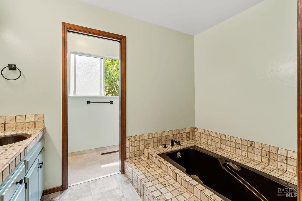 2904 Field Stone Court