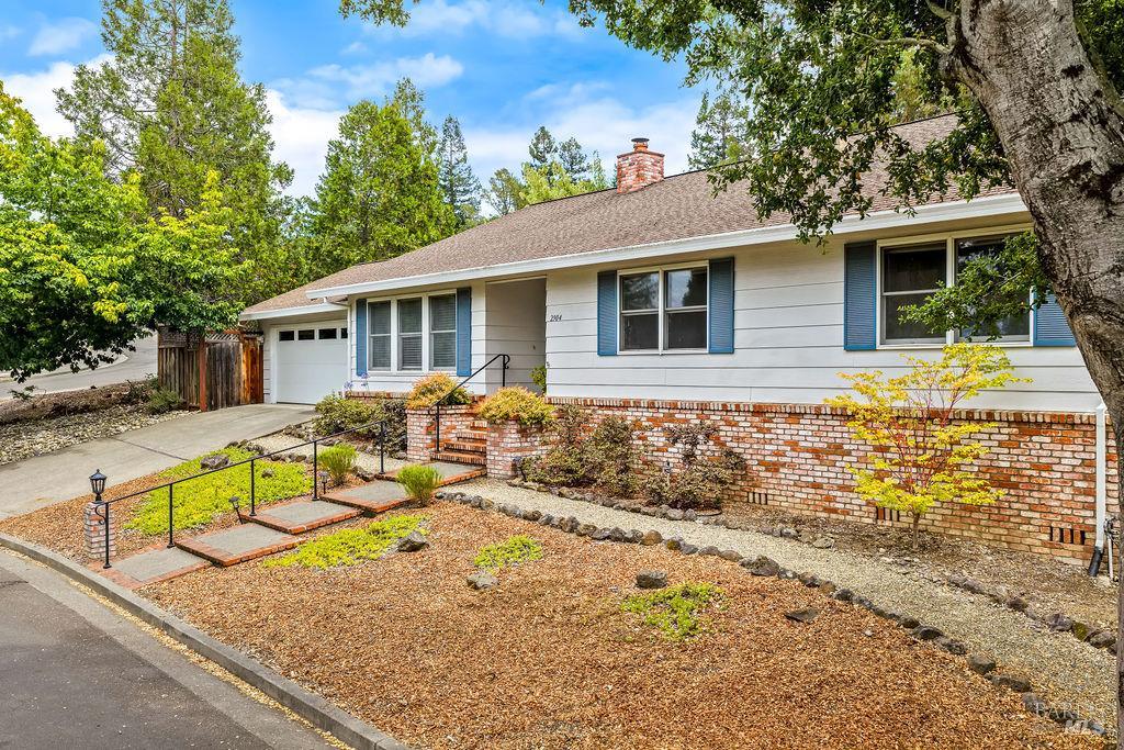2904 Field Stone Court