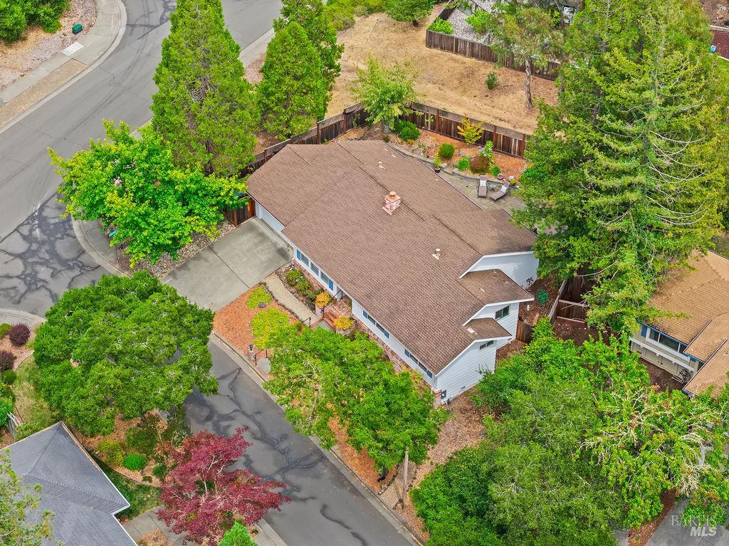 2904 Field Stone Court