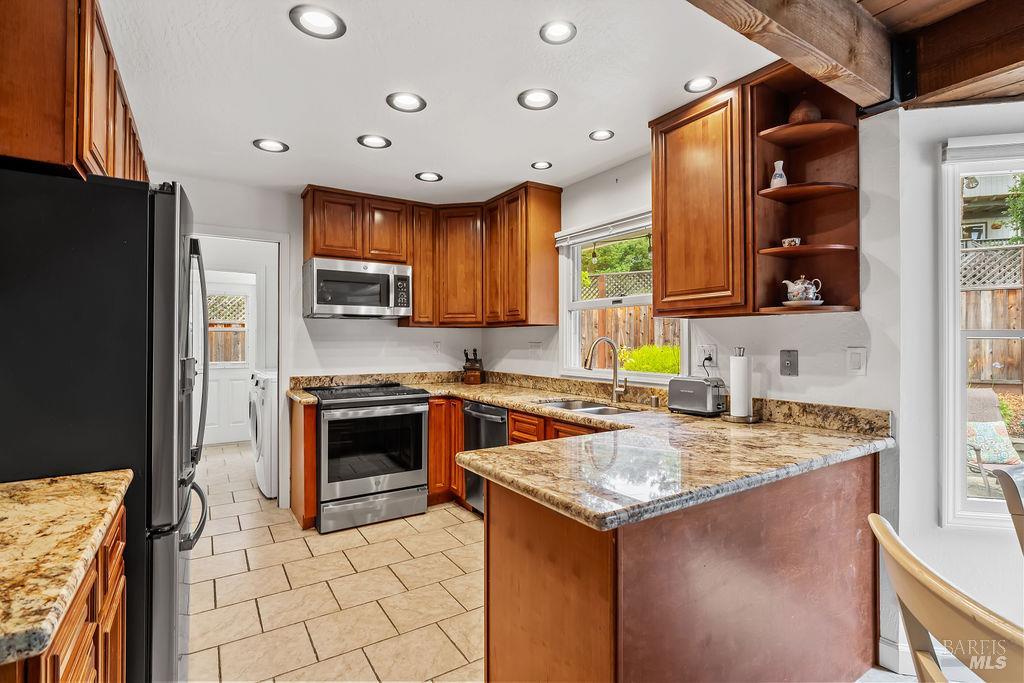 2904 Field Stone Court