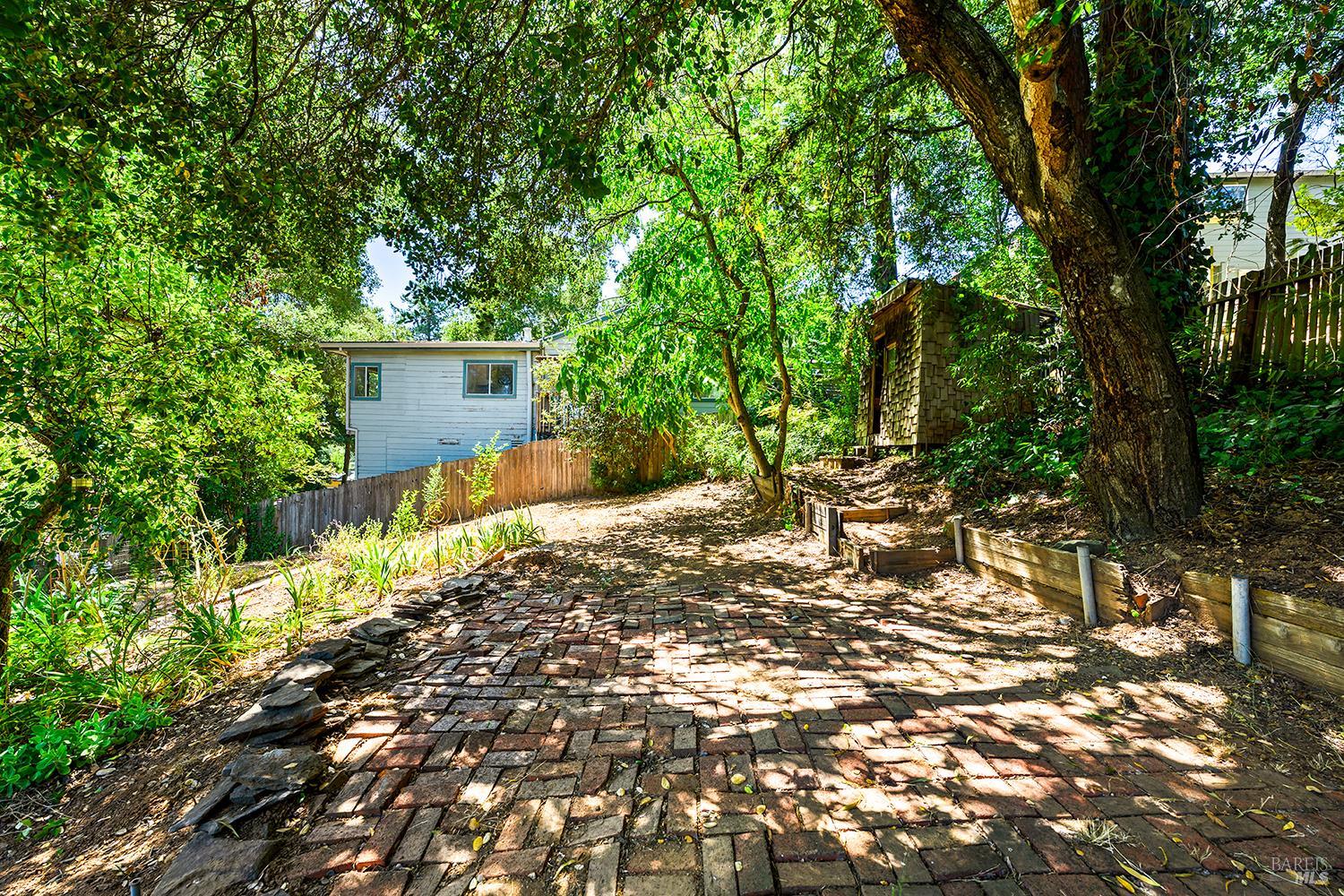 8168 Grape Avenue
