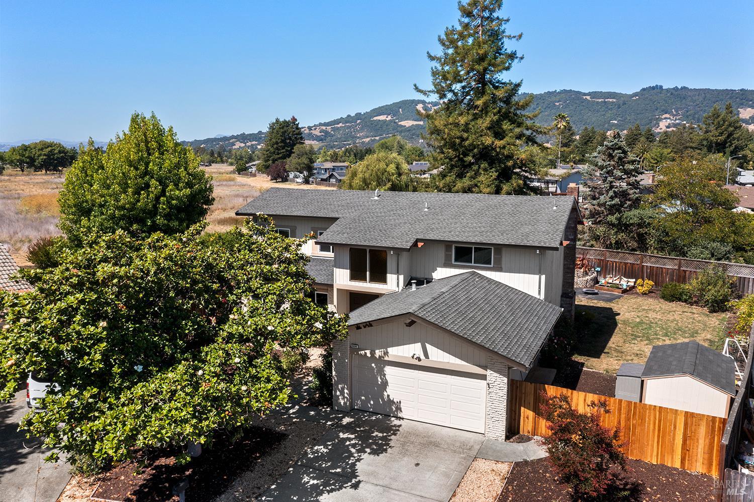 4404 Hollingsworth Circle