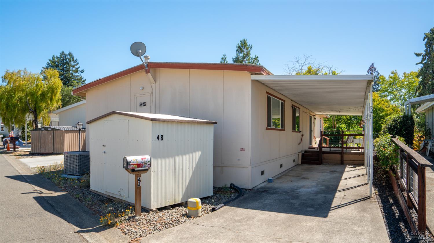 48 Shadyleaf Court