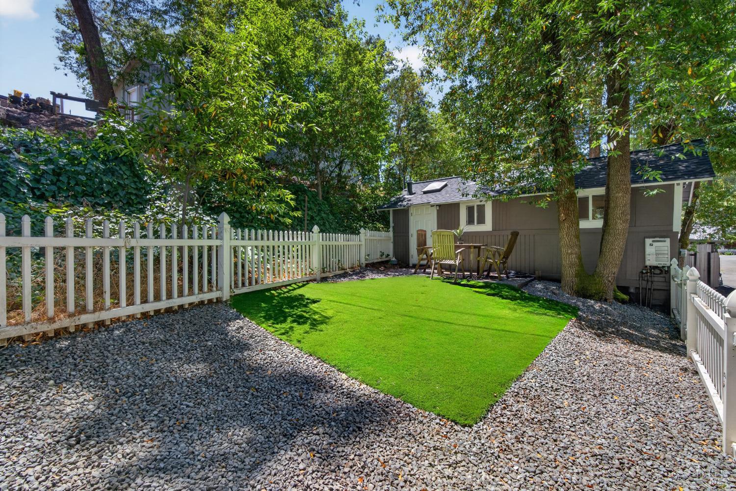 8645 Mirabel Road