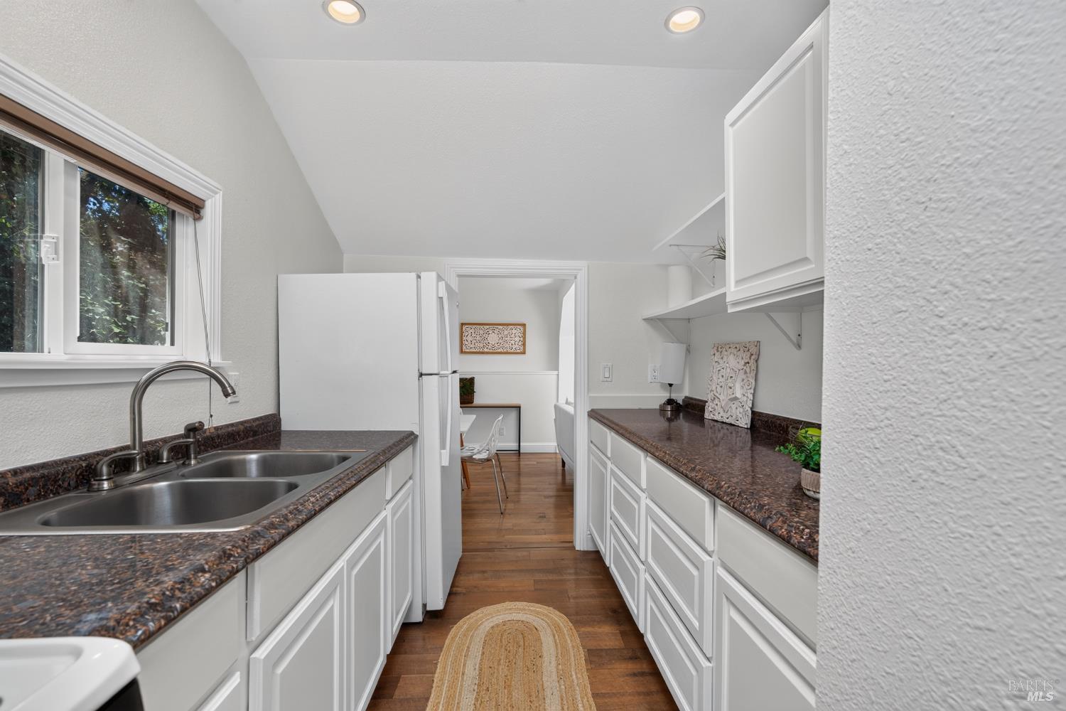8645 Mirabel Road