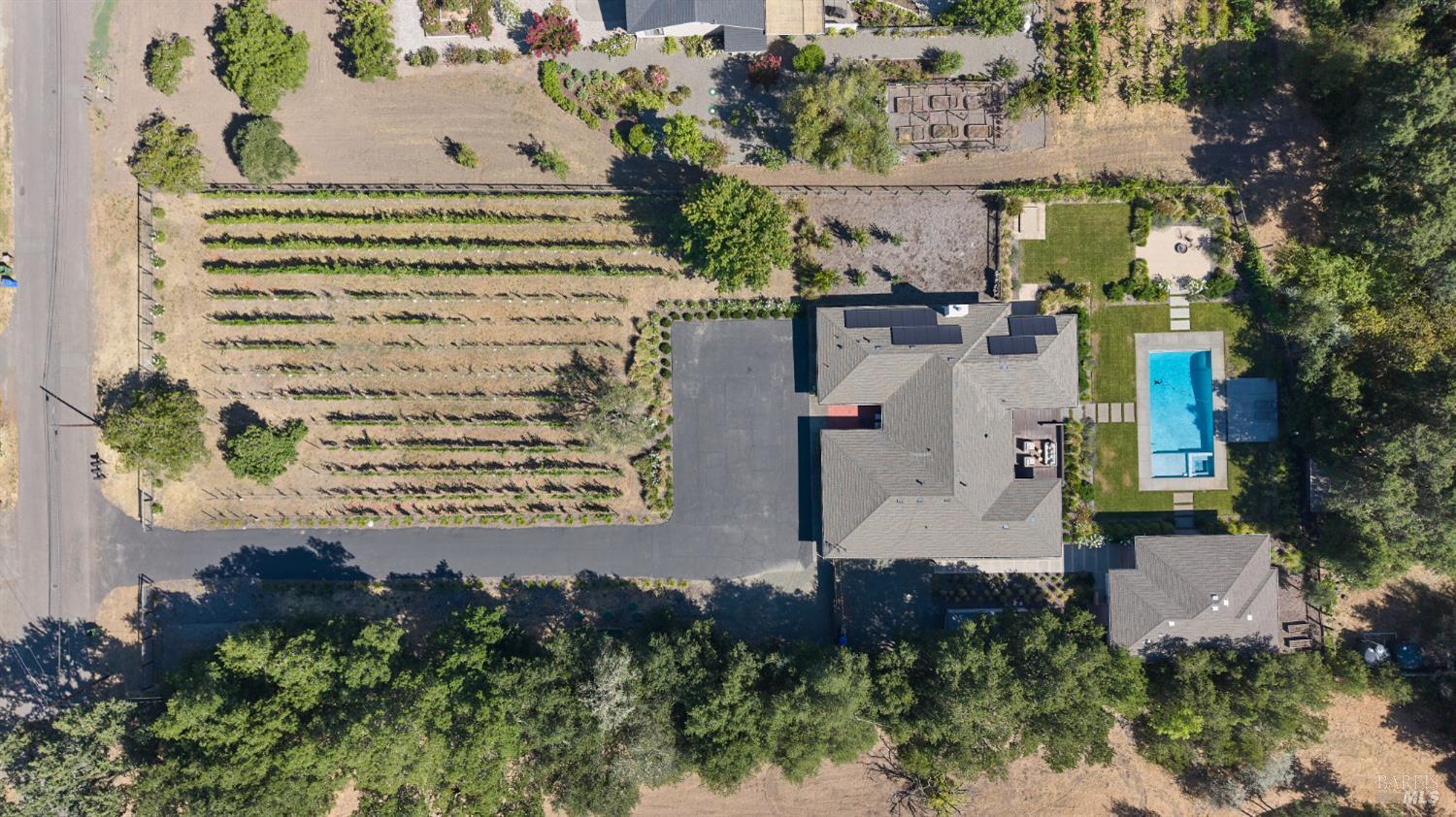 3033 Myrtledale Road