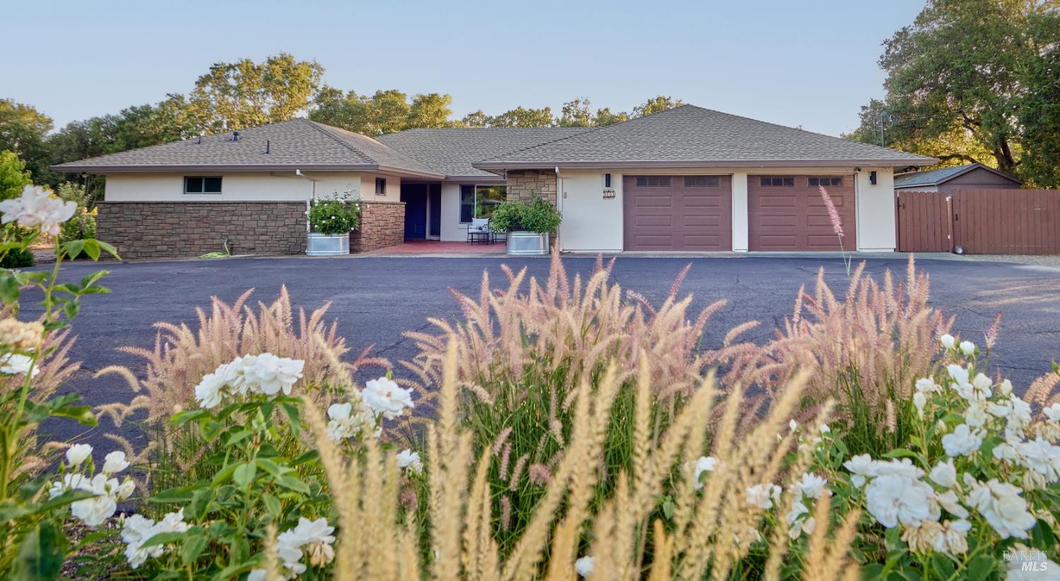 3033 Myrtledale Road