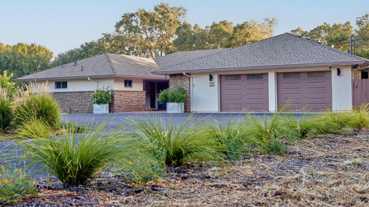 3033 Myrtledale Road