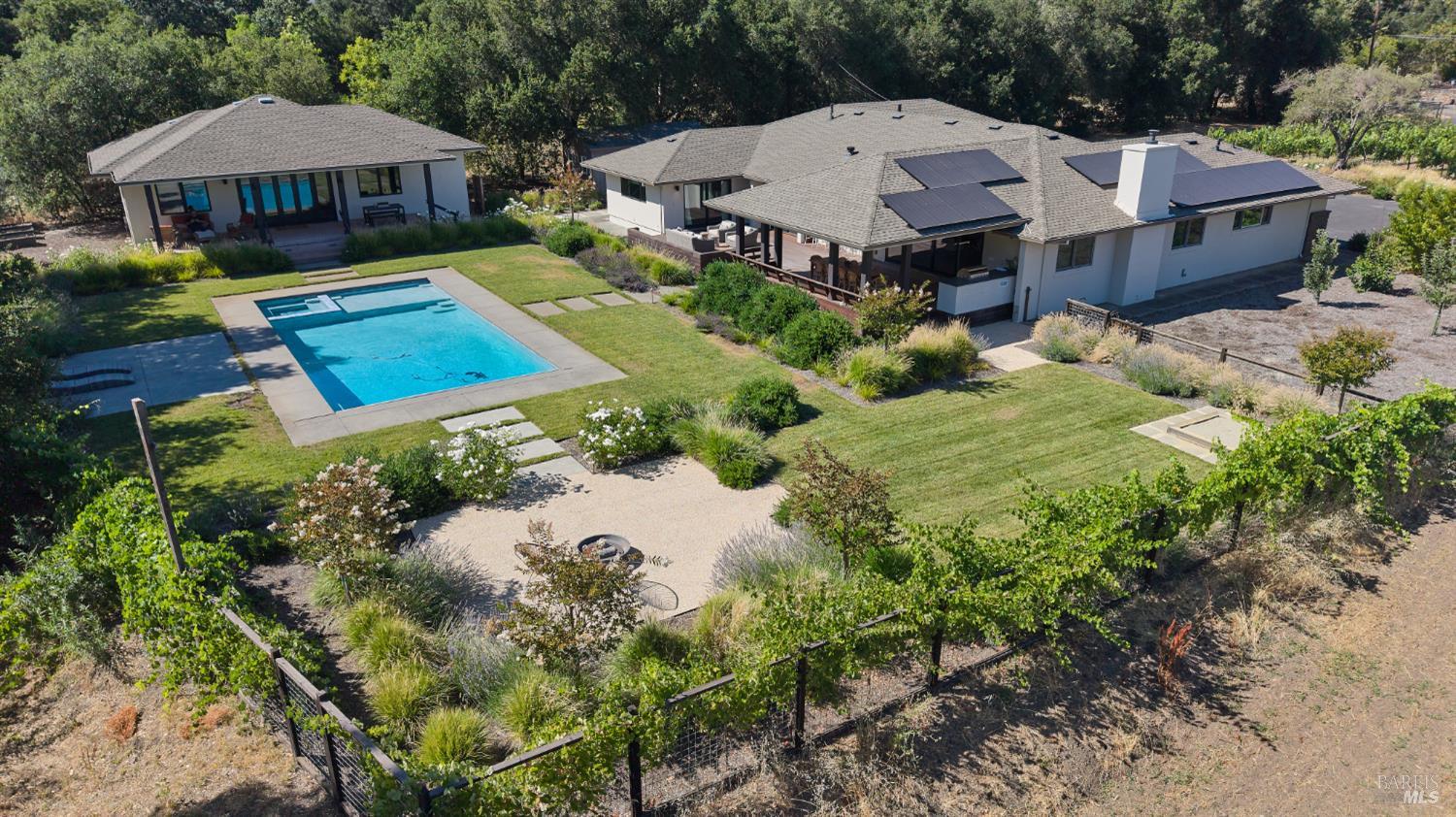 3033 Myrtledale Road