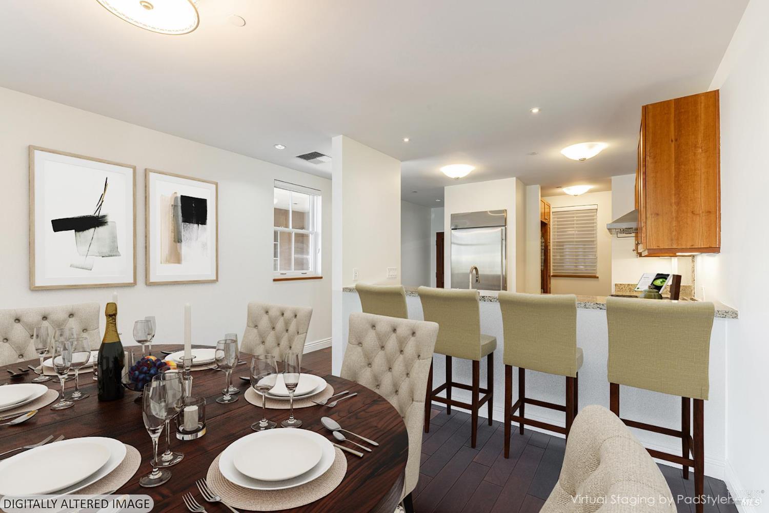 588 Main Street Unit: #212