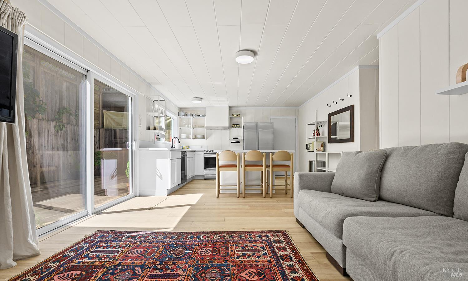 14194 Lovers Lane