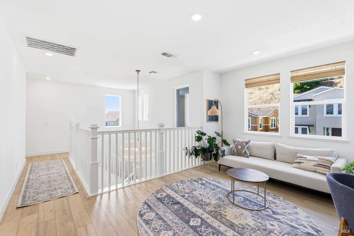 547 Sapphire Street