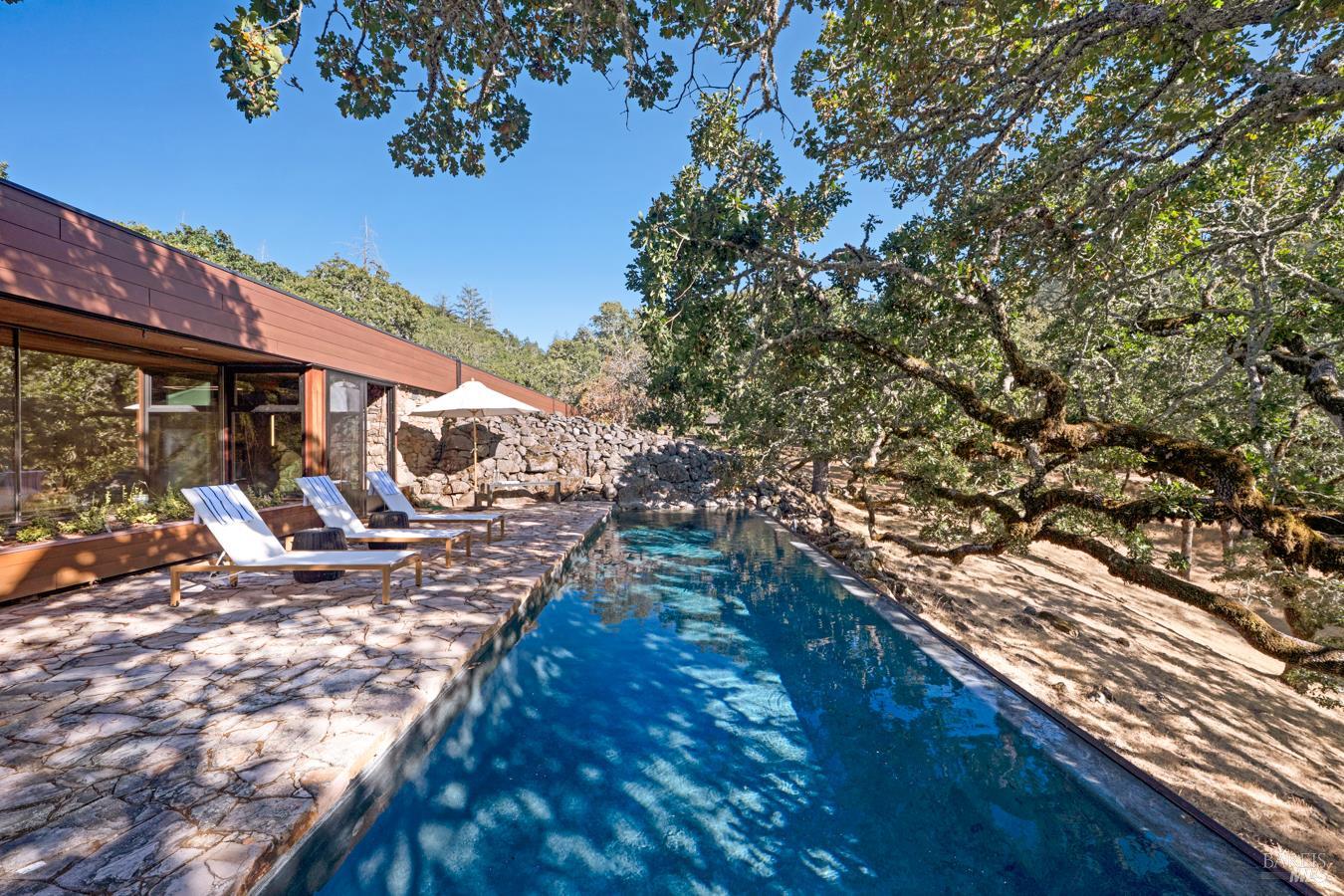 825 White Oak Drive