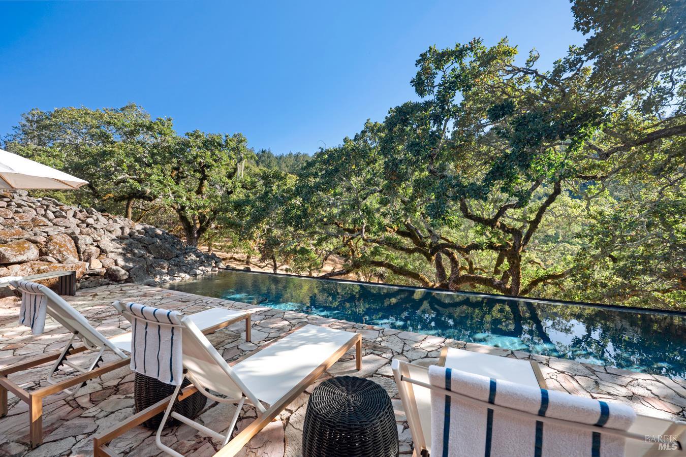 825 White Oak Drive
