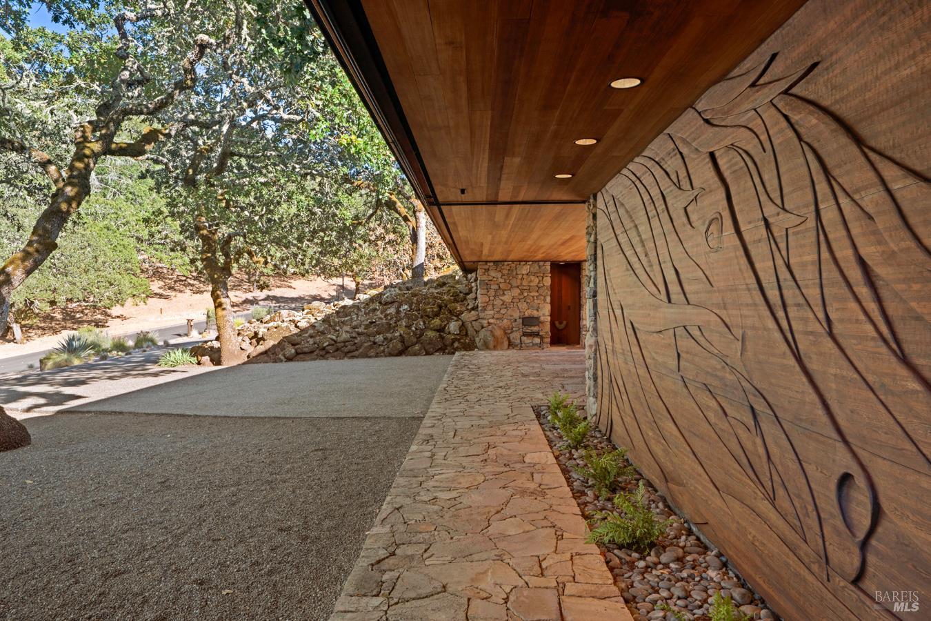 825 White Oak Drive