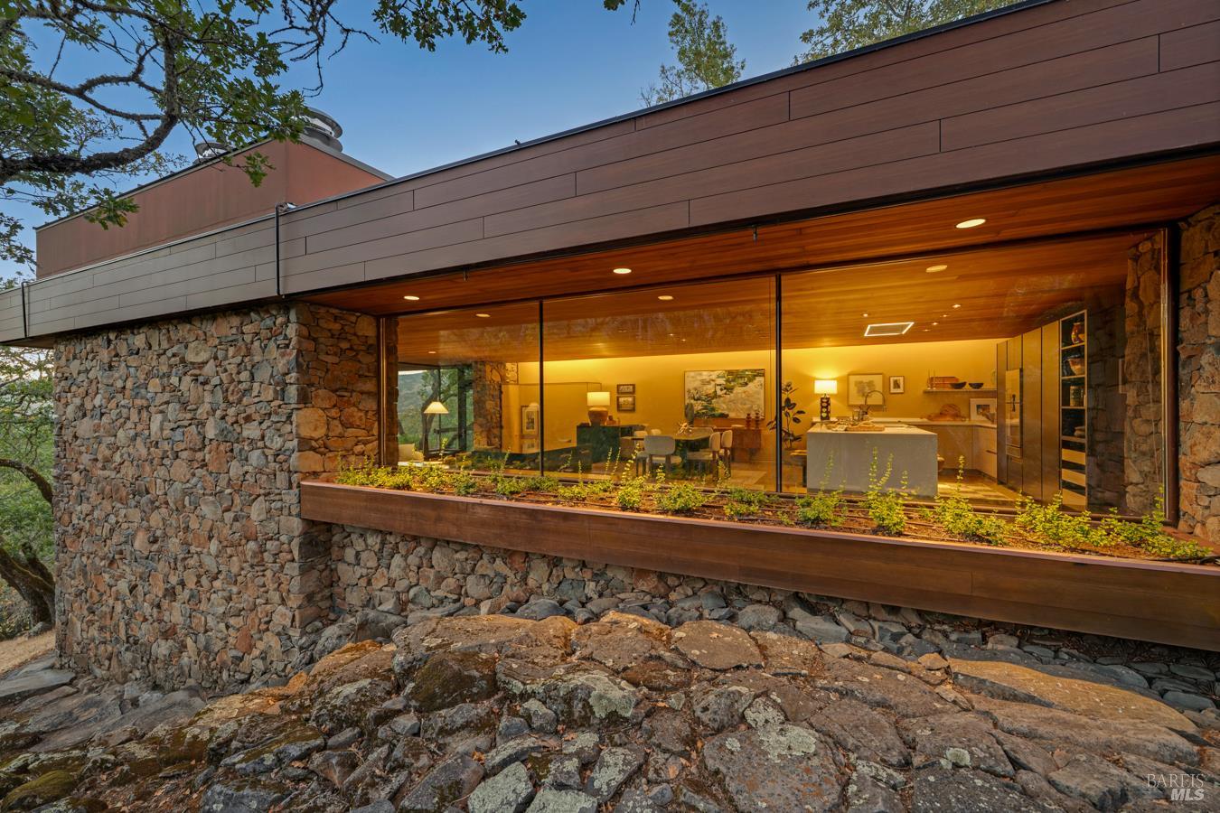 825 White Oak Drive