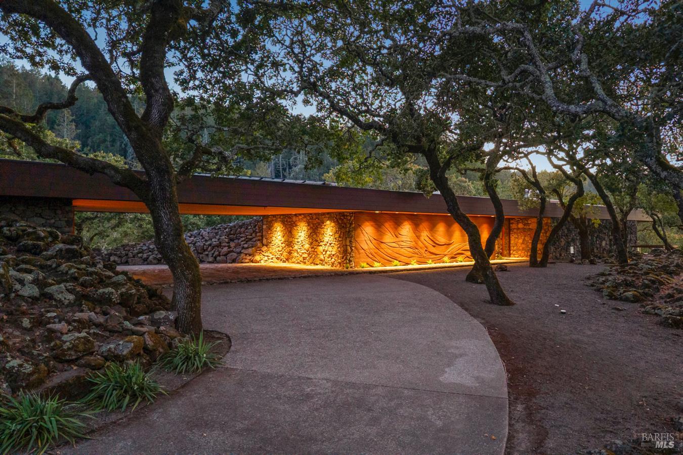 825 White Oak Drive