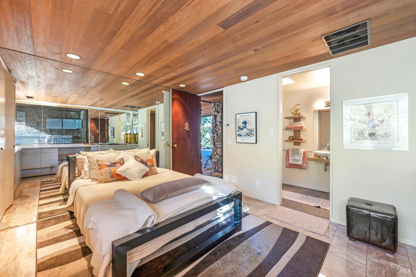 825 White Oak Drive