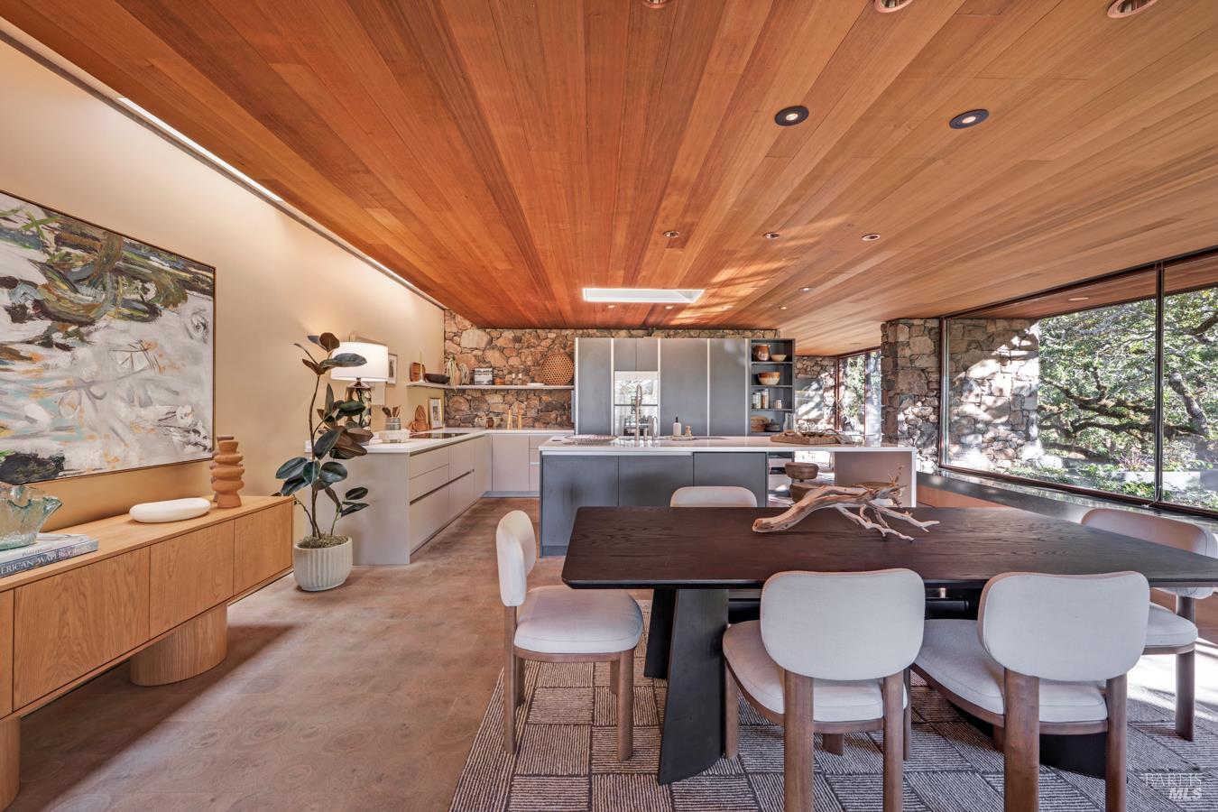 825 White Oak Drive