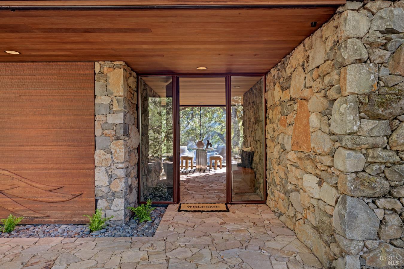 825 White Oak Drive