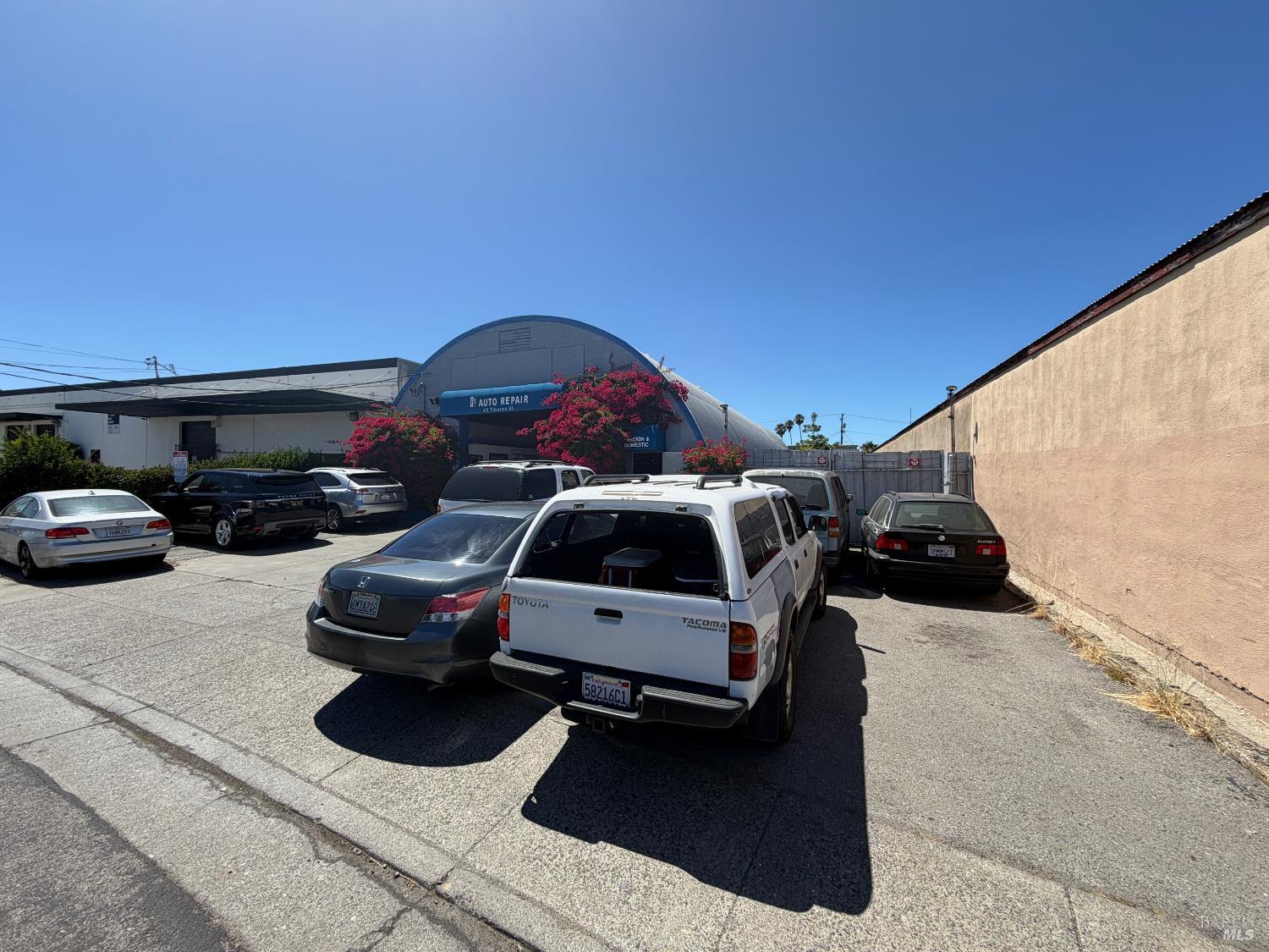 43 Tiburon Street