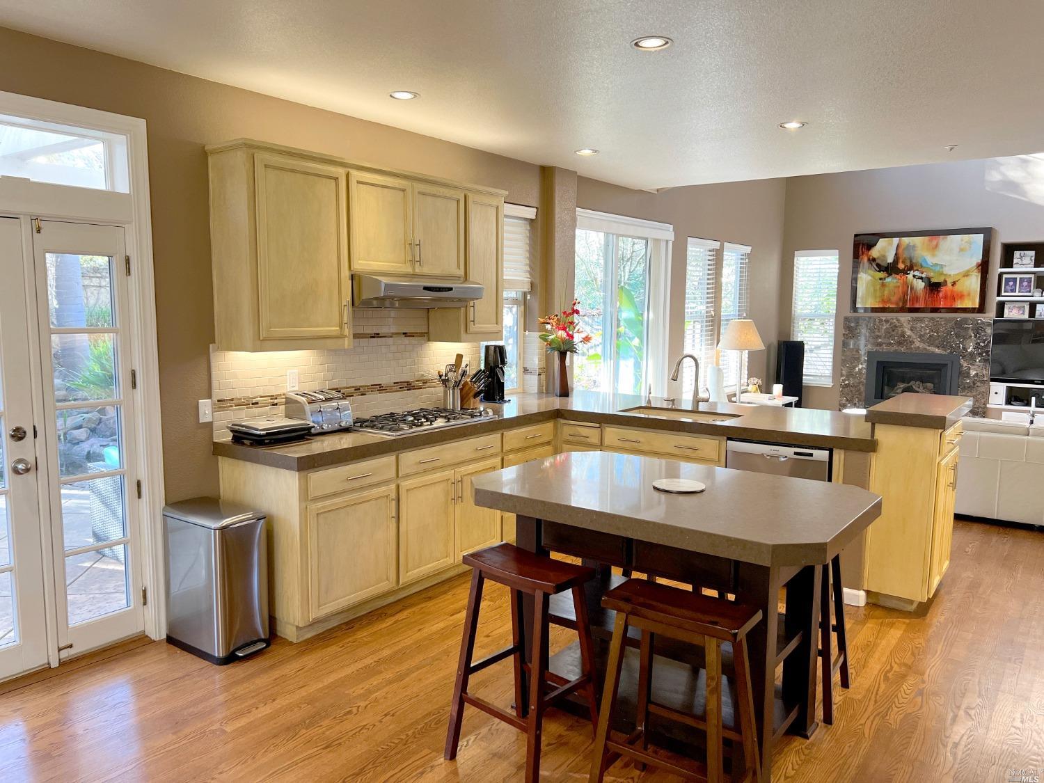 41 Presidio Drive
