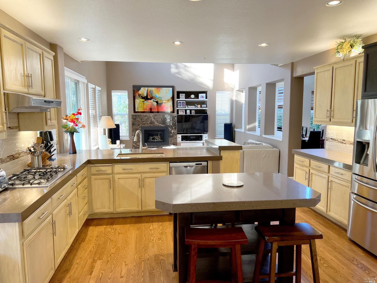 41 Presidio Drive