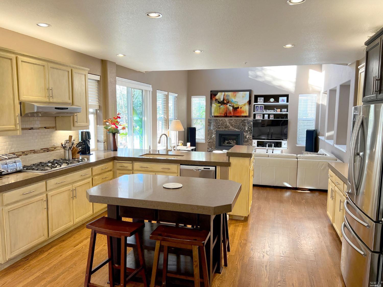 41 Presidio Drive