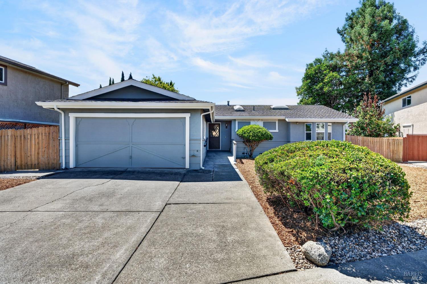 922 Cottonwood Court