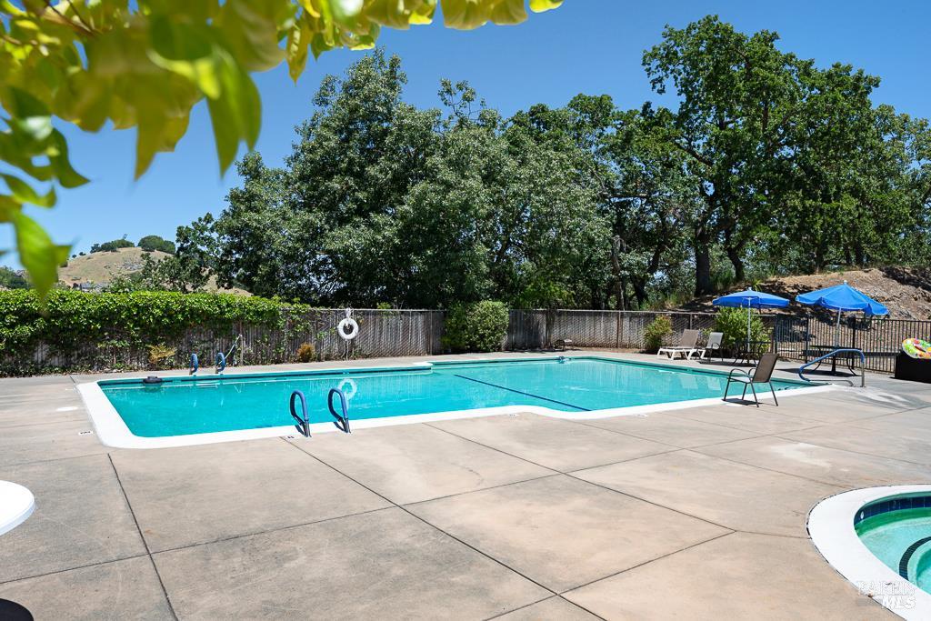 112 Sunrise Lane