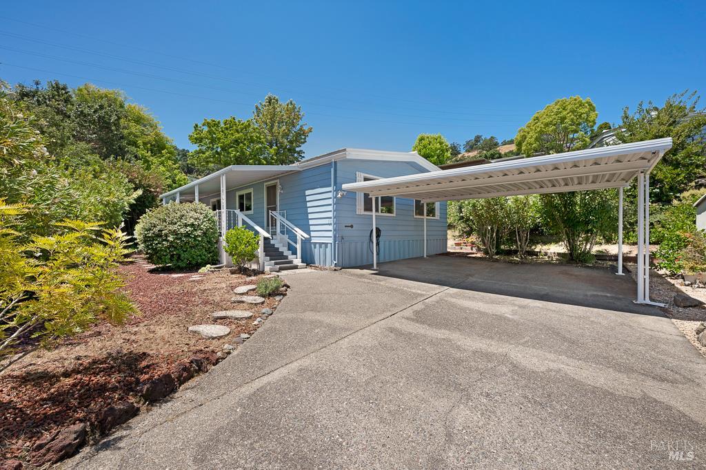 112 Sunrise Lane