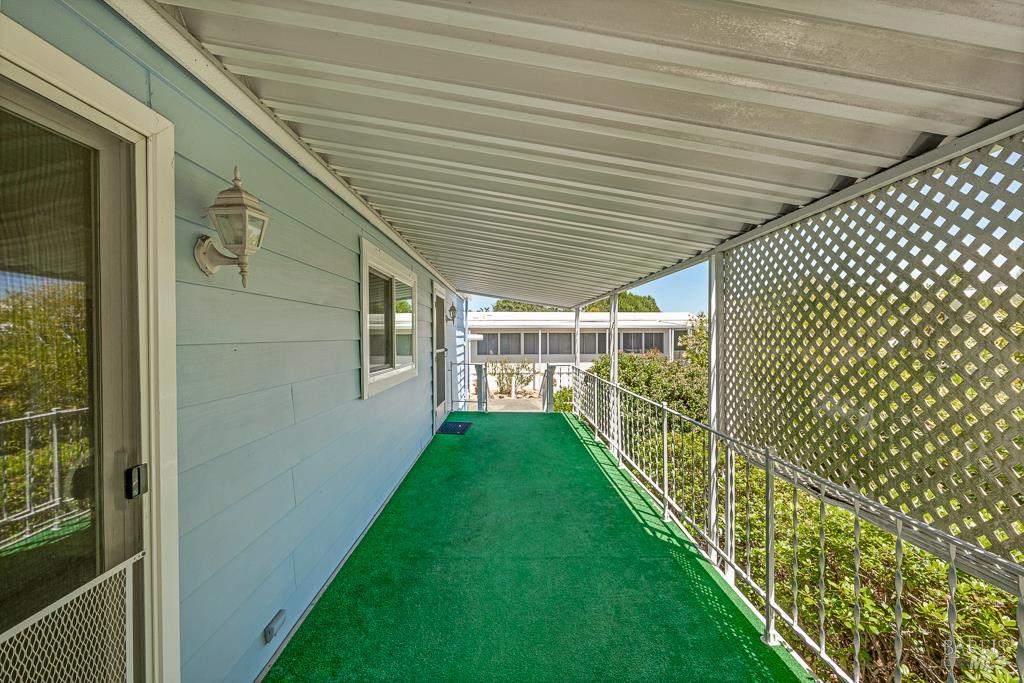 112 Sunrise Lane
