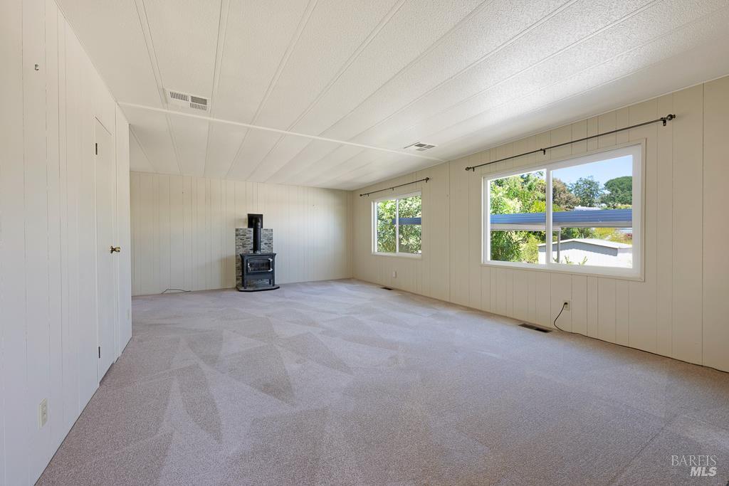 112 Sunrise Lane