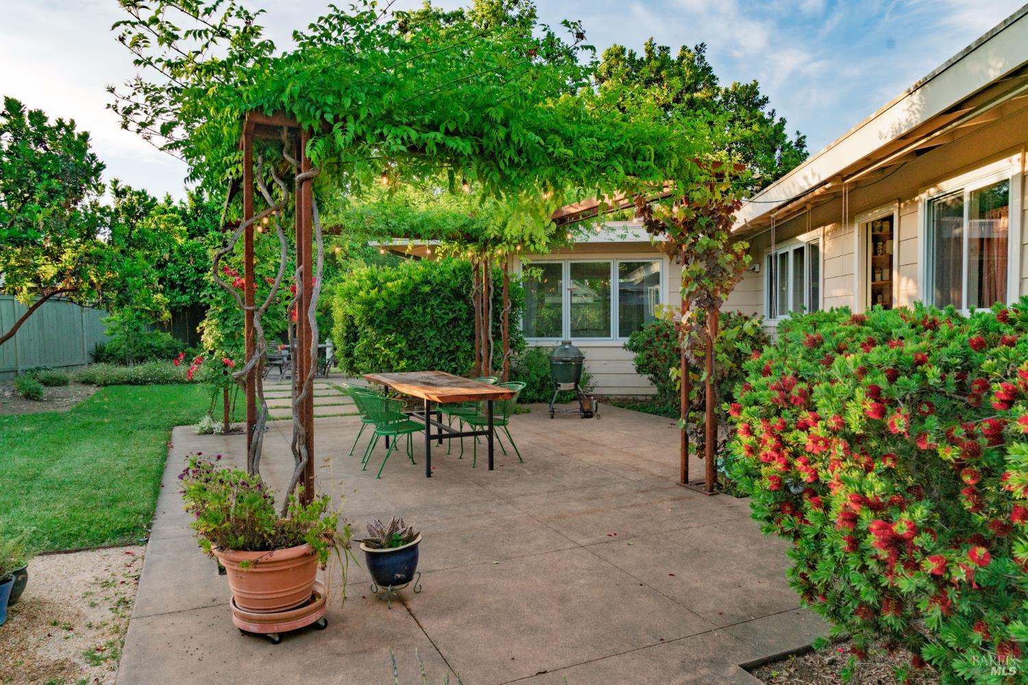 775 Josephine Lane