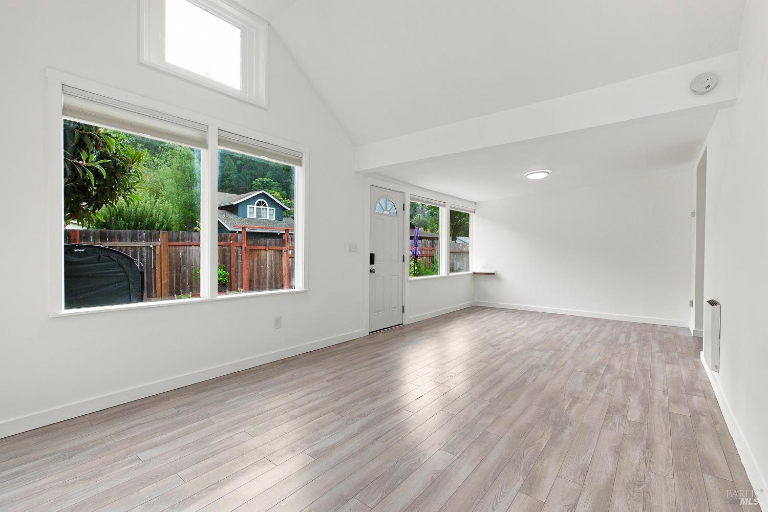 17446 Orchard Avenue