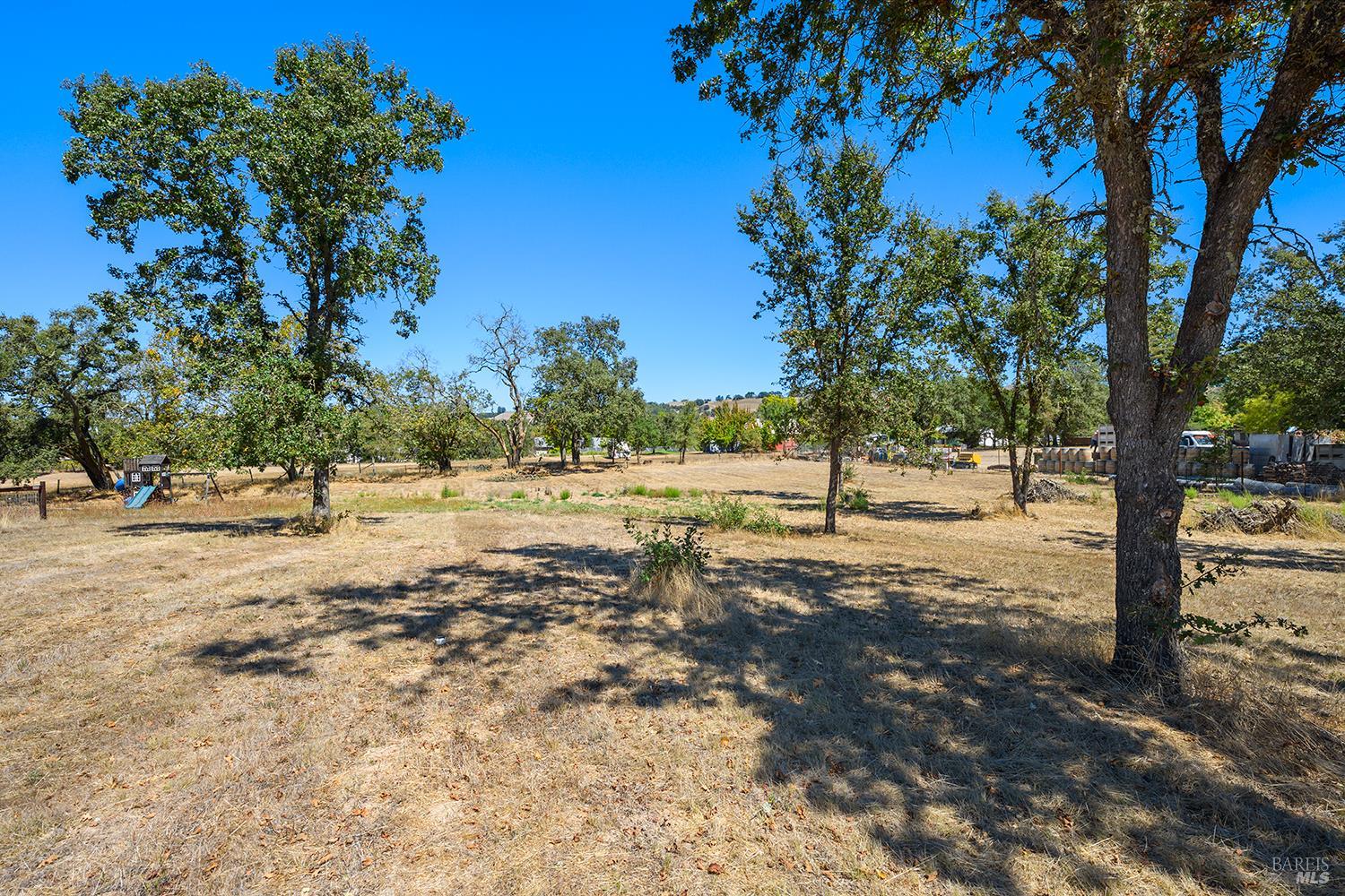 659 Red Tail Road