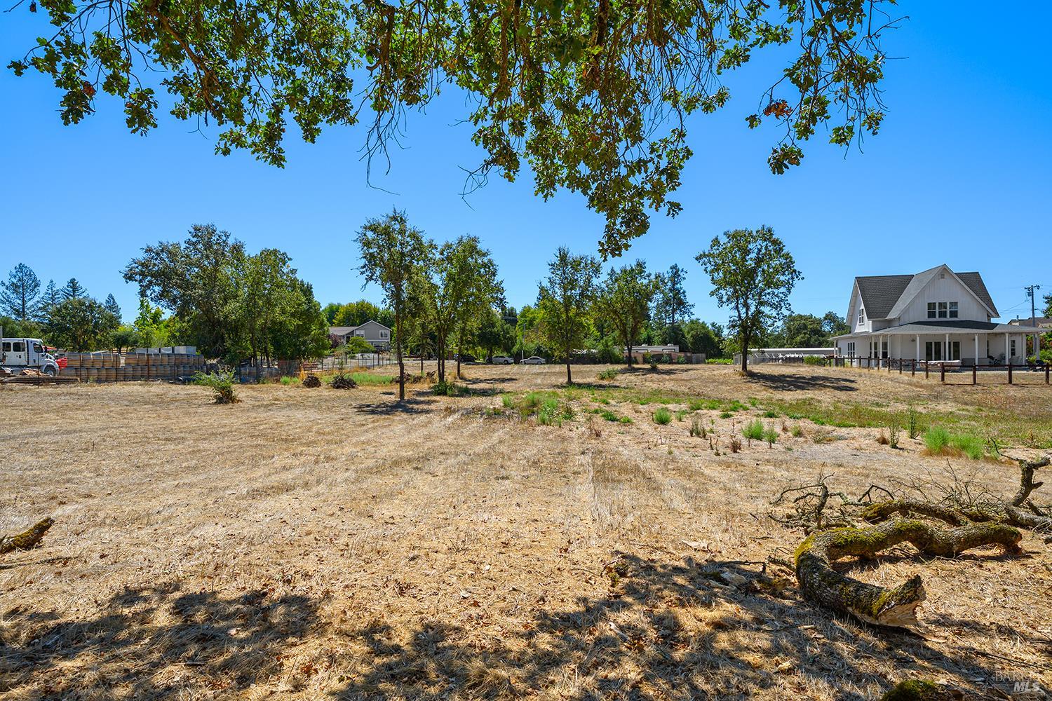 659 Red Tail Road