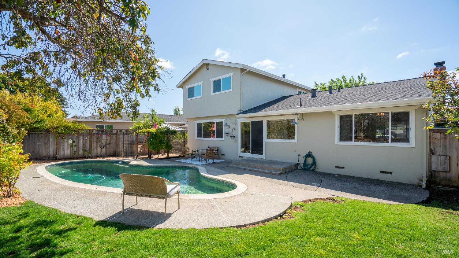 423 Donner Avenue