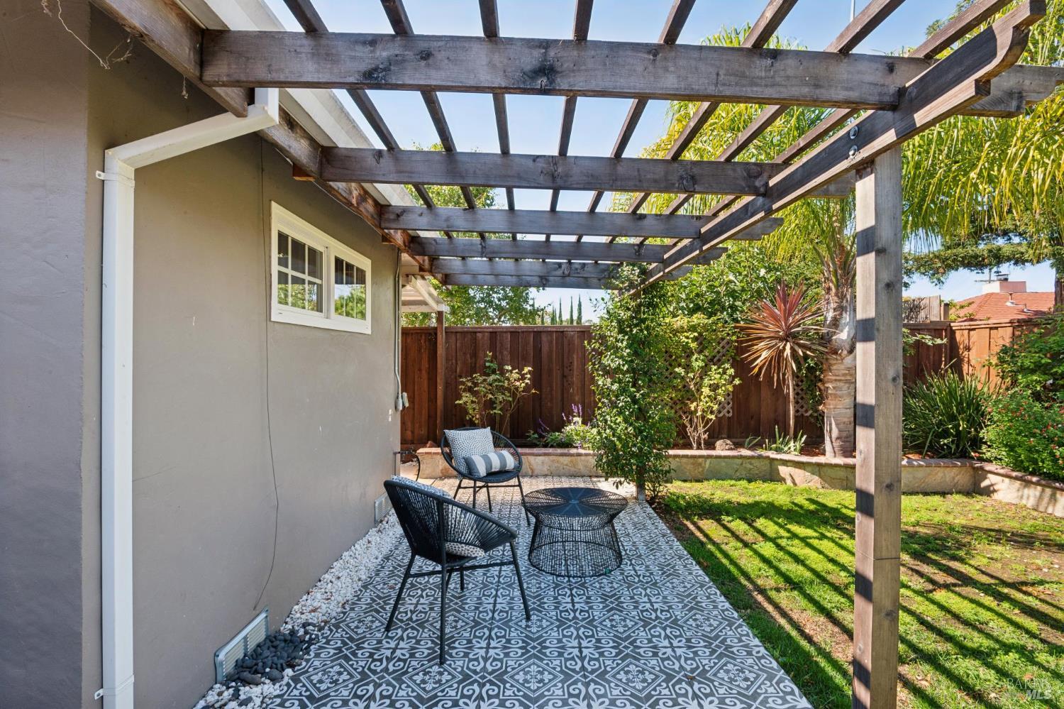 611 Galerita Way