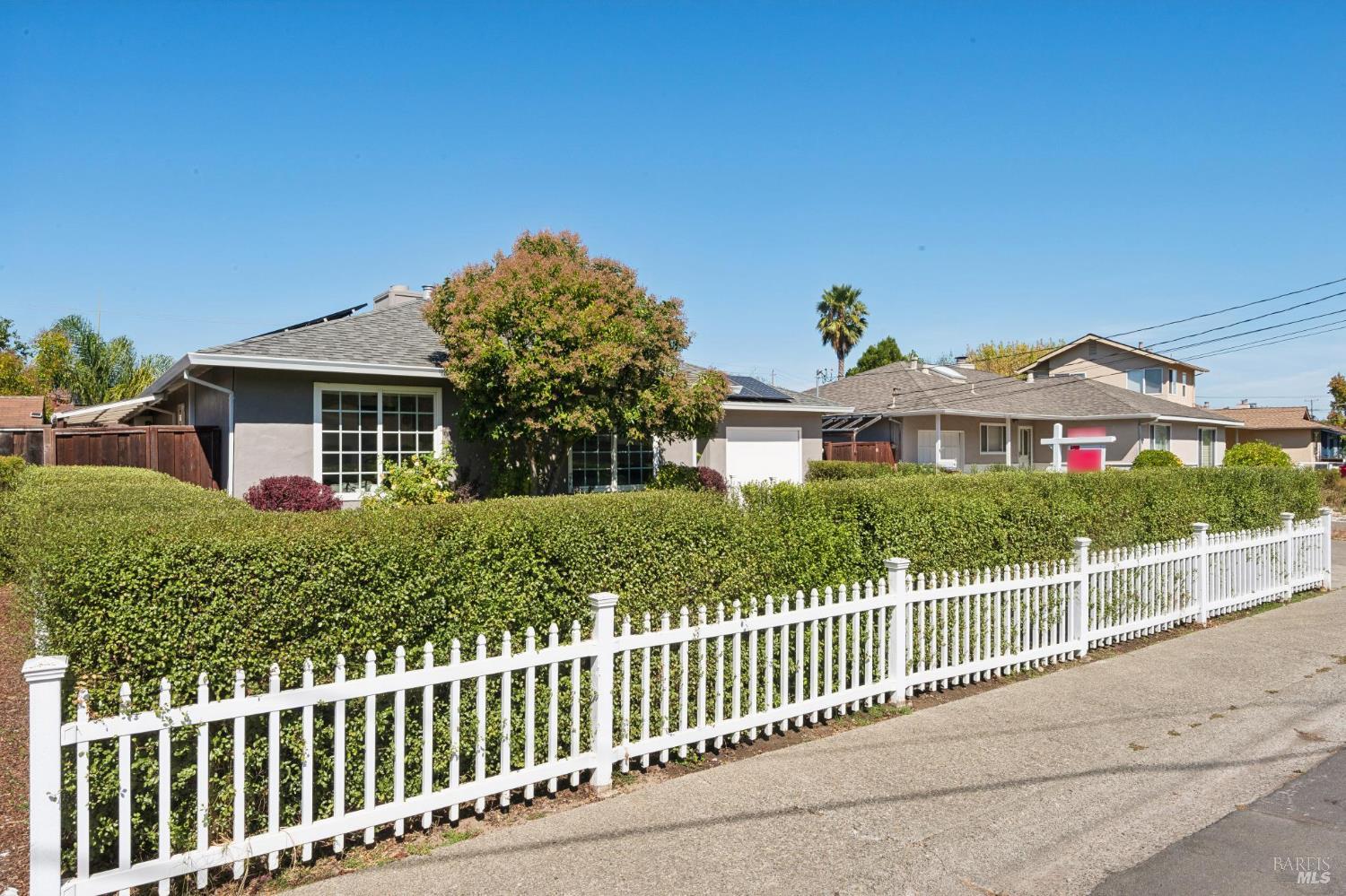 611 Galerita Way
