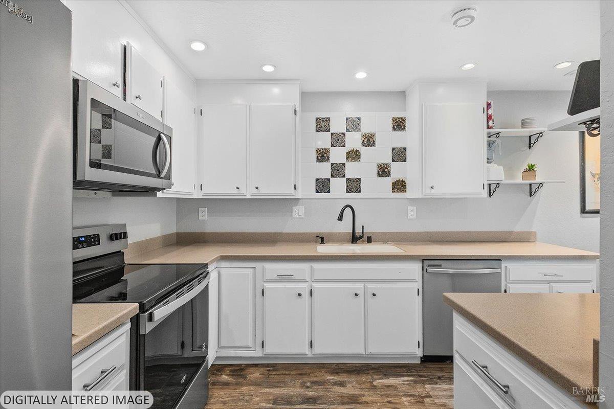 3005 Aurora Court