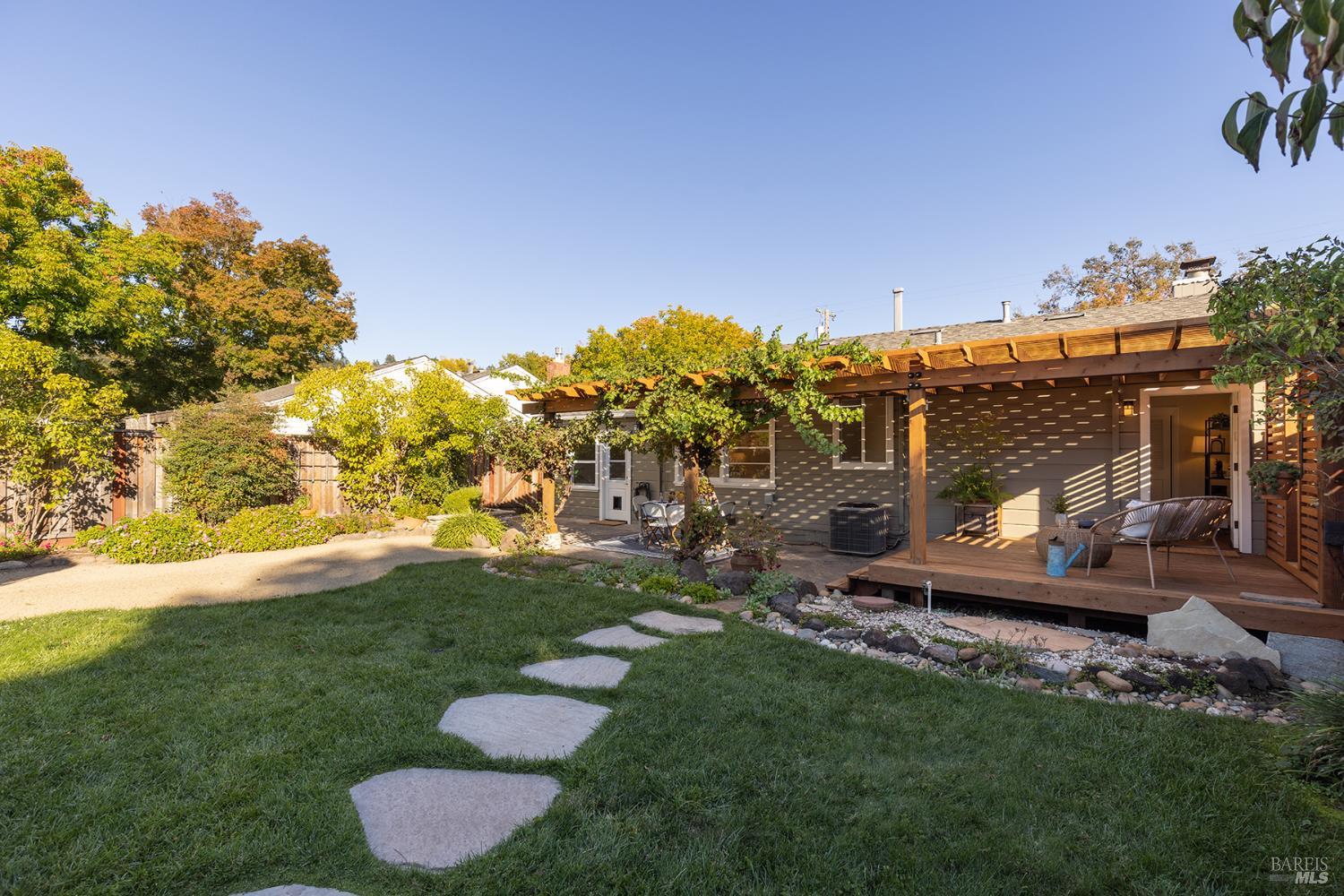 2221 Grahn Drive