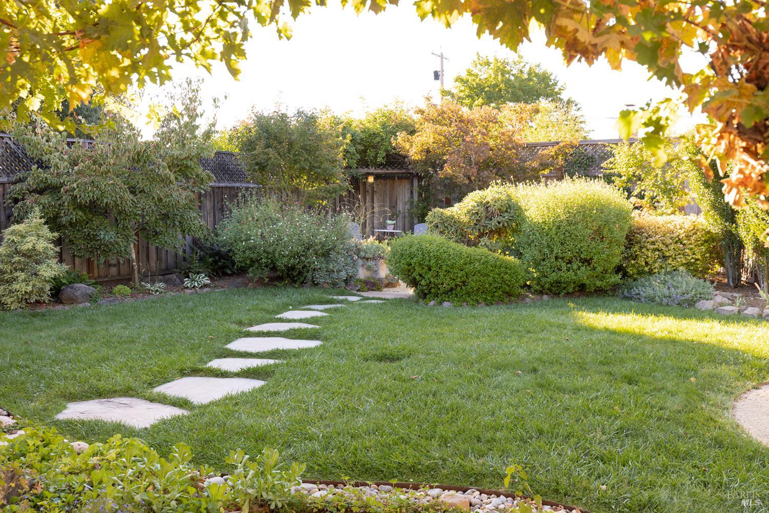 2221 Grahn Drive