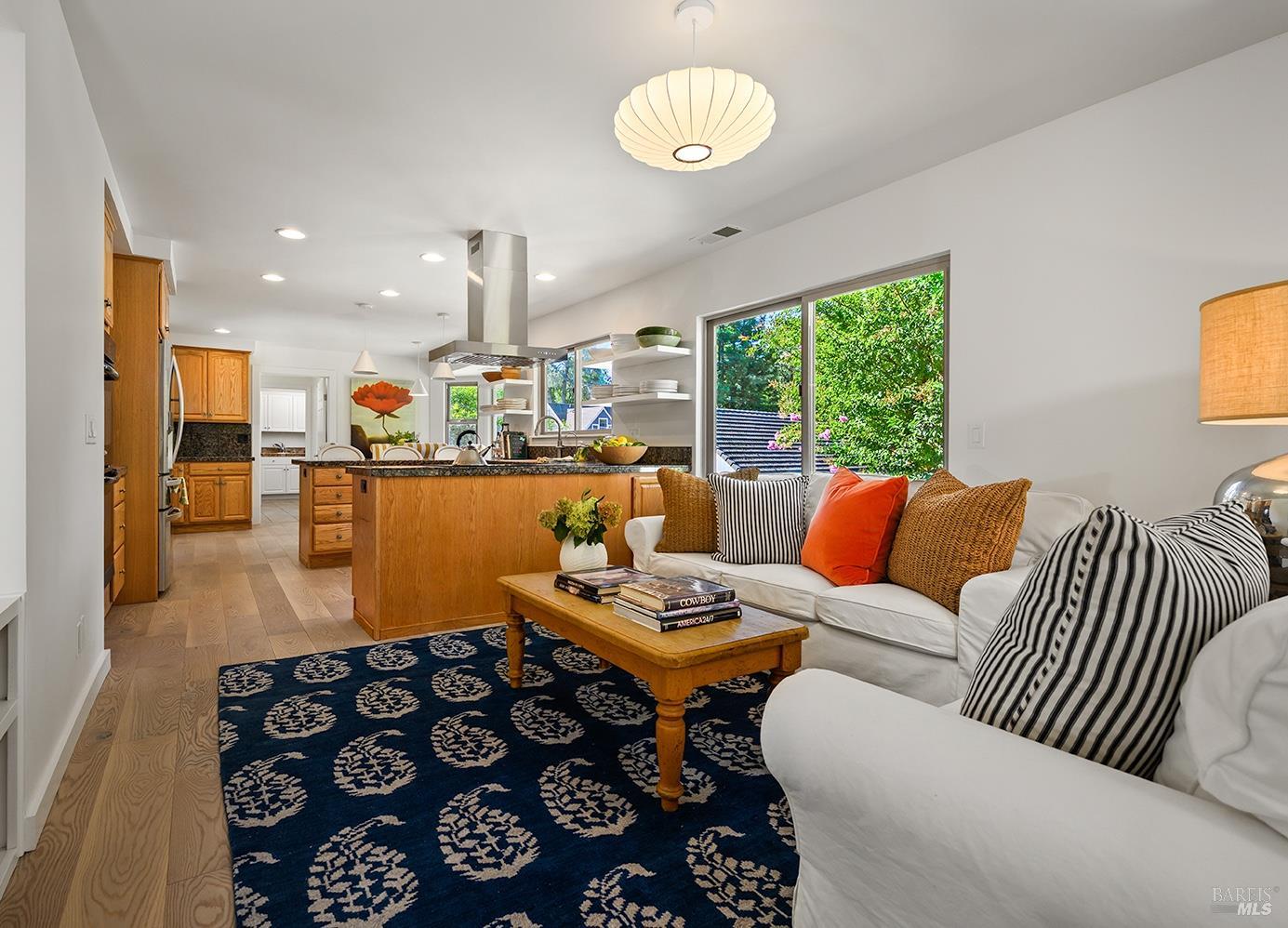 231 Zinfandel Road
