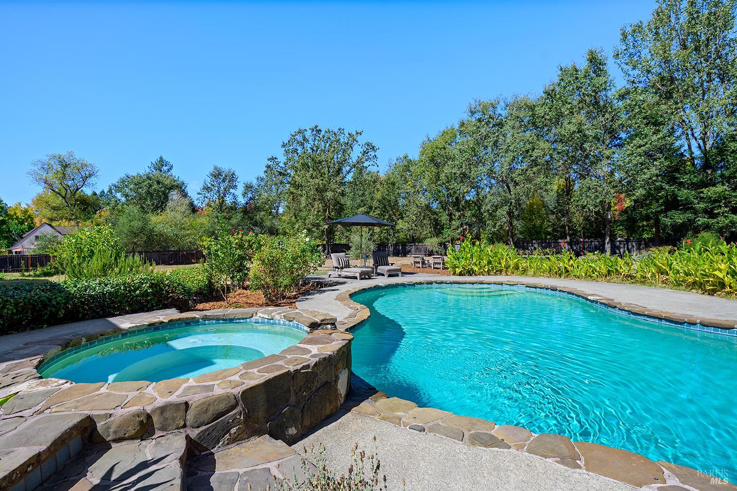 231 Zinfandel Road