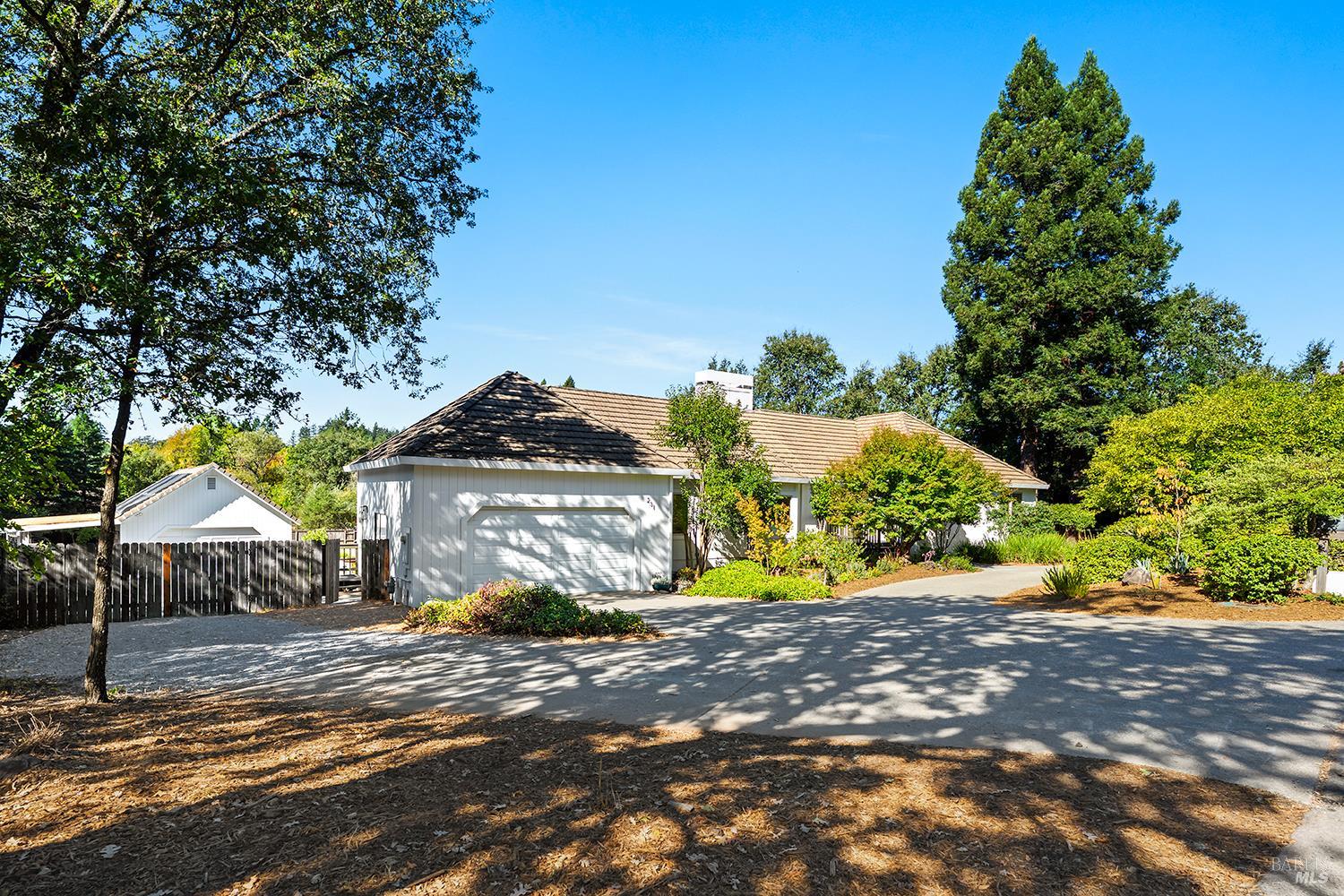 231 Zinfandel Road